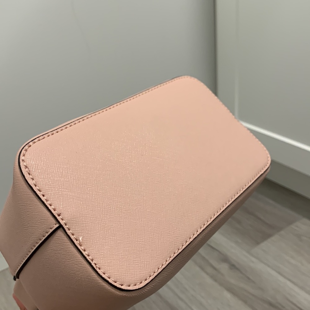 Guess Mini Frame Satchel - Picture 9 of 11